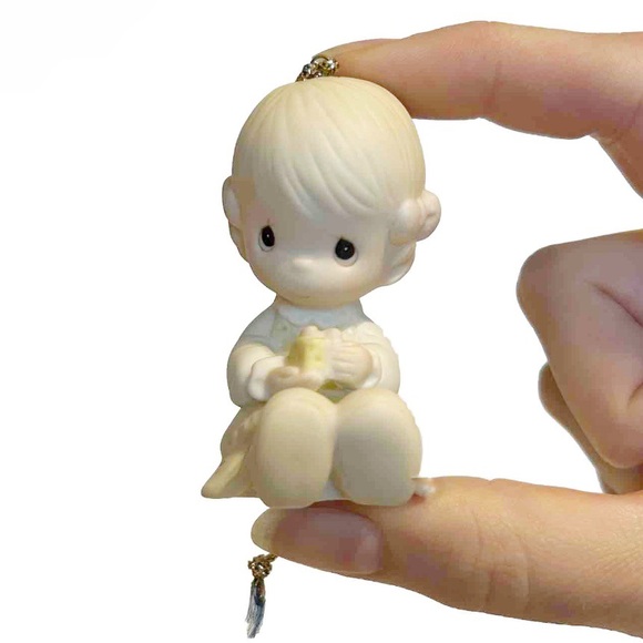 Vintage 1984 Precious Moments Love Is Kind Ceramic Ornament Girl Gift Enesco - Picture 8 of 11